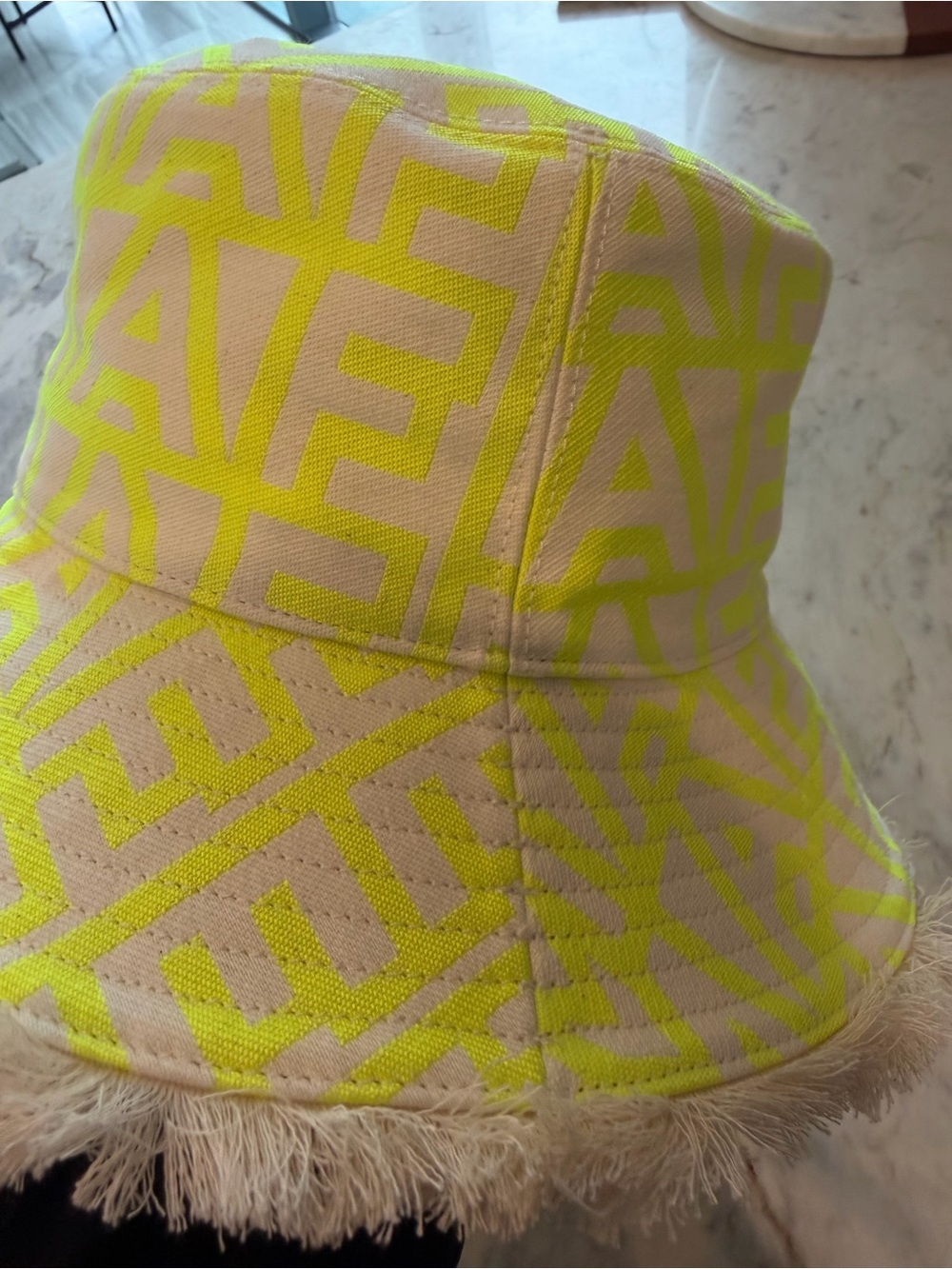 Fendi Neon Yellow Logo Fringe-Trim Bucket Hat - Picture 5 of 12